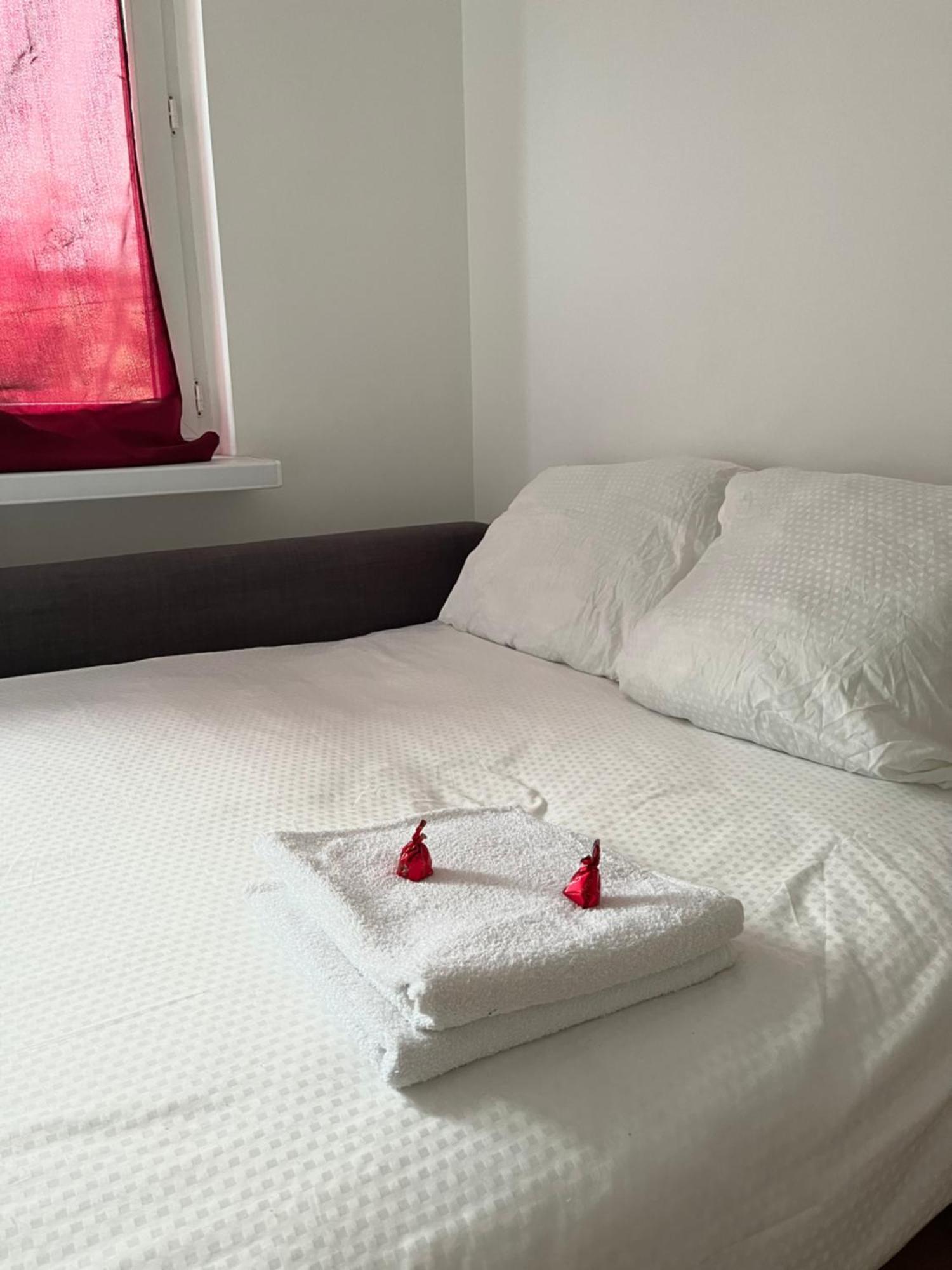 Bema Guest House - City Centre Wroclaw Room photo